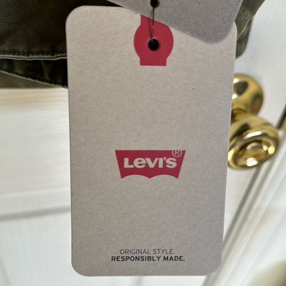 NWT Levi’s Men’s Olive Green Cargos Jacket Size Large - Picture 6 of 7